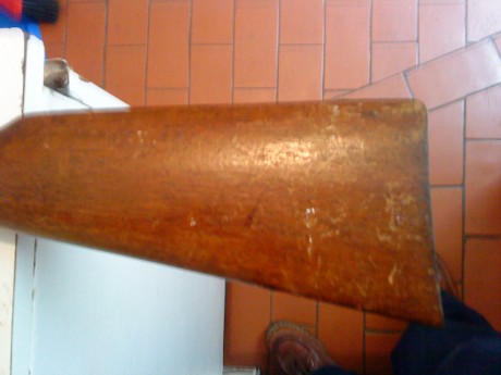 Hola a todos, he metido el cerrojo de una carabina del 22 en coca cola para ver si salian unos puntitos 60