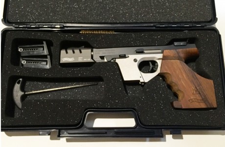 Se vende PISTOLA WALTHER modelo GSP Expert , cal. 22LR
Nueva, con cachas ergonómicas y ajustables a la 00