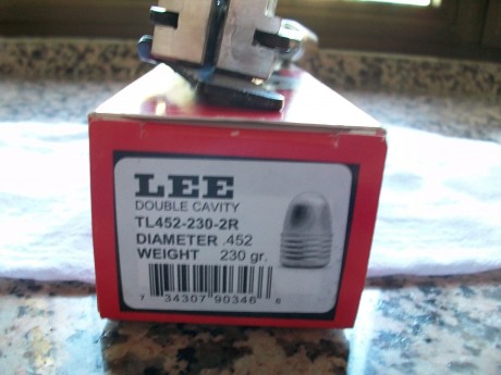 En Madrid vendo Turquesa Lee, TL 452-230-2R, microestrias, doble cavidad, perfecto estado, solo estrenada. 01