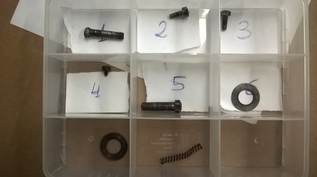 Al fin me he puesto manos a la obra para reparar mi vieja Cometa V ESP. Os cuento a ver si me podéis ayudar.

Lo 30