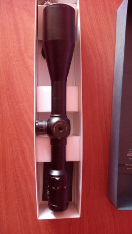 Hola compañeros.

Un amigo de afición se está retirando y vende el siguiente visor.

Se trata de la archiconocida 11