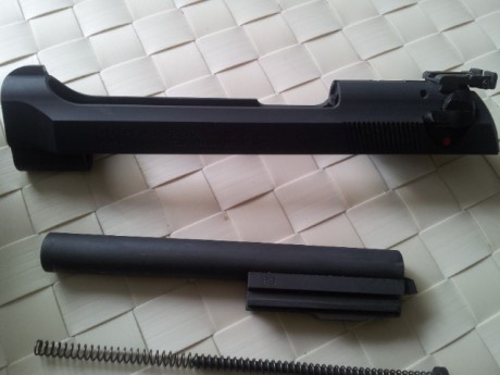 Hola vendo Kit-22 para Beretta 92FS, usado dos veces. Con Manual, maletin y dos cargadores.

Precio 290 02