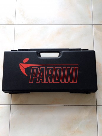 Hola a todos:
Se vende esta pistola Pardini HP del calibre 32  WC. Perfecta para Fuego Central. La compré 02