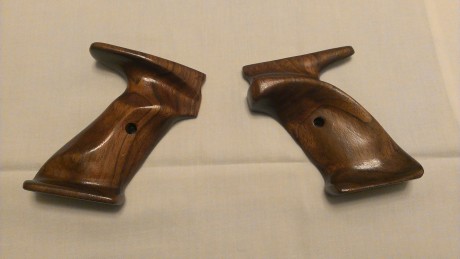 Vendo cachas para pistolas Crosman todos los modelos(22xx-13xx) fabricadas en varios tipos de madera y 00