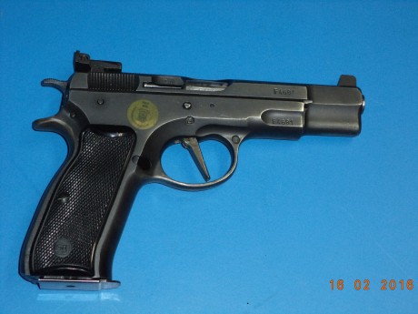 Vendo CZ75 optimizada por Carmelo Castillo para precisión y recorridos de tiro. El arma tiene las siguientes 11