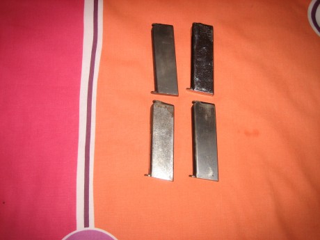 Hola. Vendo 4 cargadores para Astra 3000 del 9mmC.. 35€ cada uno portes incluidos. Si se compran en lote 01