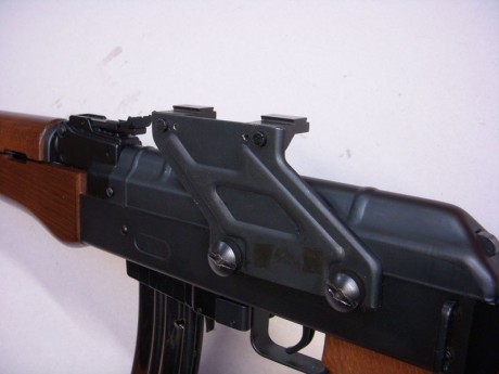 Pues eso, que si tenéis por ahí una criando polvo me interesaría montarle una a la mía. Y si tenéis más 00