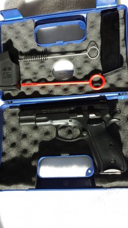 Un compañero deja las armas de fuego y me pide que ponga este anuncio.
 Vendo  Walther GSP cal. 22 + kit 41