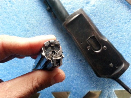 Buenos días:
Hace días puse un tema en el foro porque mi carabina Tigre venía sin expulsor, y por tanto 02