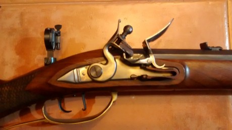Vendo fusíl de chispa Pedersoli8 modelo JÄger Target.
Calibre .54
Lo entrego con baqueta, embudo y correa.
Está 01