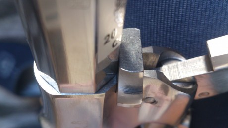 Hola.

Tengo dos revólveres Uberti un "Improved" con armazón forjado y uno en acero inoxidable. 131