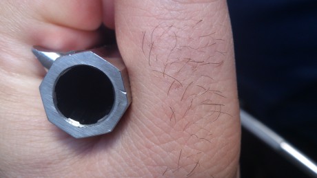 Hola.

Tengo dos revólveres Uberti un "Improved" con armazón forjado y uno en acero inoxidable. 141