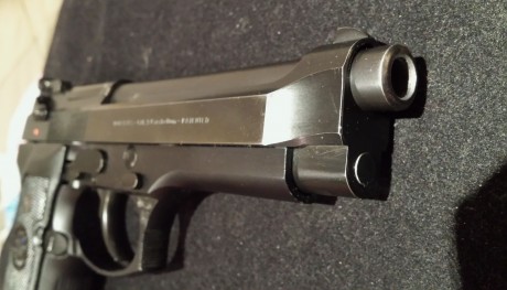 Por variar de arma me gustaría cambiar esta beretta 92 FS por un revolver smith and wesson o colt cal 00