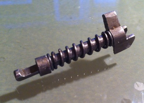 Buenos días:
Hace días puse un tema en el foro porque mi carabina Tigre venía sin expulsor, y por tanto 50