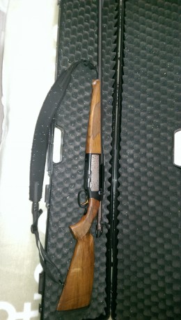 Hola a todos. Por dejar de cazar vendo éste arma y su visor. Es un Manllicher Luxus zurdo en calibre 300WM, 01