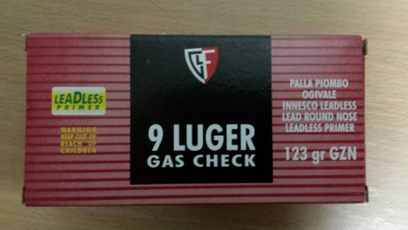 Estoy buscando una buena munición comercial del 9mm para mi Sig Sauer P226 X-Five.
He estado tirando con 60