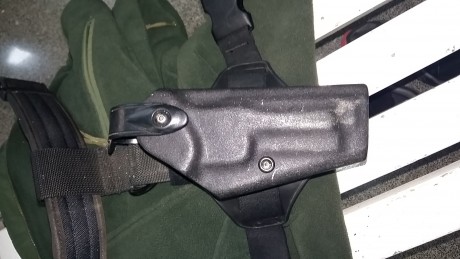 Por cambio de modelo de arma. Vendo. En perfecto estado. 50€. Portes incluidos a la peninsula.esta en 00