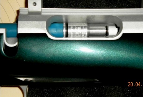 Mirar q guia mas chula me he hecho con un tubo de PVC, dos juntas toricas y una varilla de aluminio de 11
