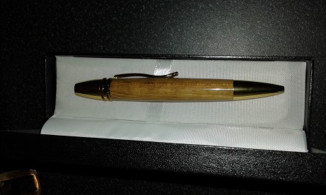 Abro este post para exponer algunas de mis obras, pudiendo cualquier compañero comprarla. 

Todos los 50