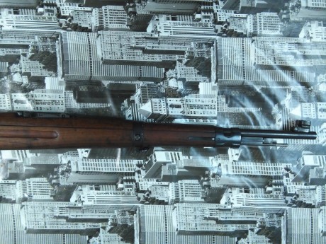 Hola Se vende CZ 24, cal. 7`92x57, maderas para restaurar, metales en buen estado. Cañón recoronado en 01