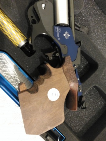 Vendo pistola MG1E comprada nueva en el año 2011 por lo qe soy su único dueño. Revisada y mejorada recientemente 01