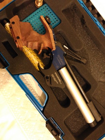 Vendo pistola MG1E comprada nueva en el año 2011 por lo qe soy su único dueño. Revisada y mejorada recientemente 11