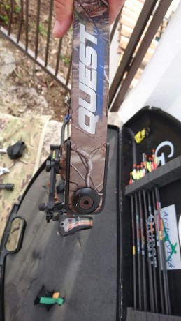 vendo arco de poleas monocam quest torrent(g5)
31"de eje a eje.
 potencia 50-70#
apertura de 25,5"@30" 20