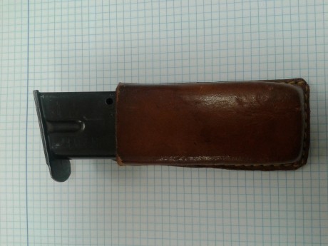 Vendo 4 cargadores:
2 de la pistola STAR 28PK (Creo que también valen para 30PK)  a 25 € cada uno.  AHORA 00