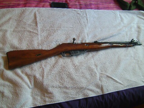Por no darle uso vendo mosin nagat de 1945 ,en muy buen estado,modelo infanteria (corto)solo lo he usado 02