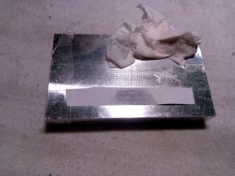 Hola.

La electrólisis es un gran invento y puede utilizarse para limpiar y desoxidar metales y también 11