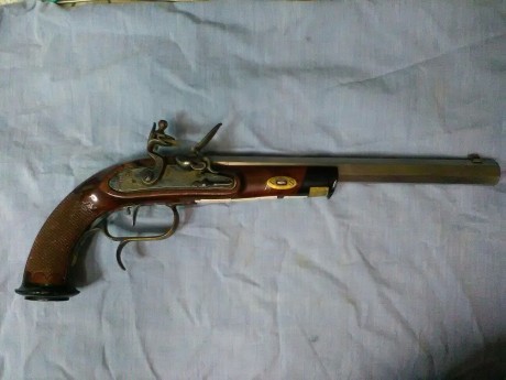 Un gran tirador y amigo, vende esta pistola W. Parker of London 1810, fabricada por Ardesa, calibre 45, 01