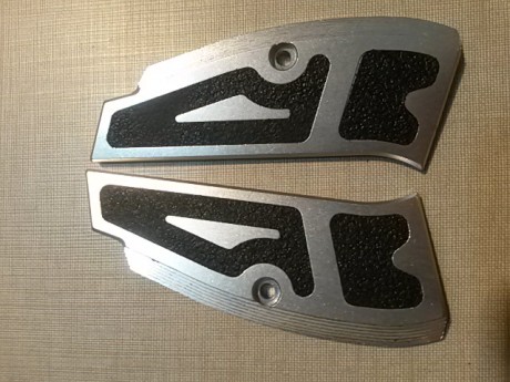 Vendo cz 75 sport II comprada en armeria Masip en Noviembre de 2015, la pistola esta nueva solo ha disparado 00