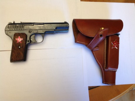 Se vende WALTHER COLT M16 SPR calibre 22 LR + accesorios por falta de uso, bien cuidado.
Los accesorios 130