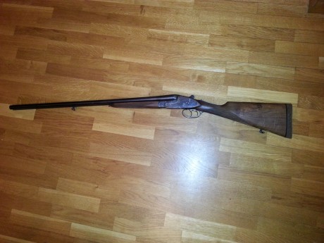 Escopeta plana del calibre 20. Doble gatillo, choques tres y uno. Marca Hercules.
Se encuentra en la provincia 01