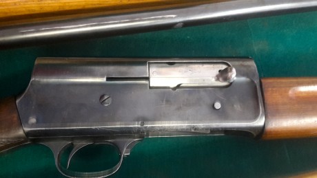 Hola, he puesto en milanuncios esta repetidora a la venta. Me da pena porque es un arma casi histórica 61