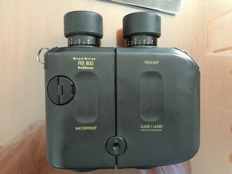 Vendo Prismáticos LEUPOLD CON TELÉMETRO INTERIOR. los prismáticos tienen una focal de 8x32, muy nítida 00