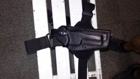 Por cambio de modelo de arma. Vendo. En perfecto estado. 50€. Portes incluidos a la peninsula.esta en 32