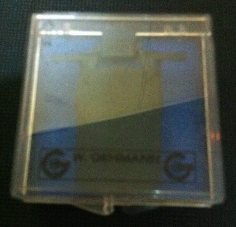 Tengo a la venta los siguientes productos:

Guante Tiro Anschutz 110
Precio: 25,00 € + gastos de envío
https://www.intershoot.co.uk/acatalog/ahg-Anschutz-Color-2-Glove-110-850.html

 10