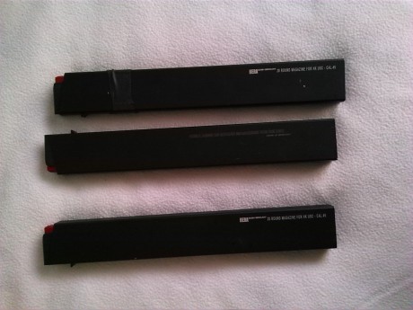 Vendo cargadores de HK USC la carabina del calibre 45.

Son de la marca Hera Arms y son de capacidad de 00
