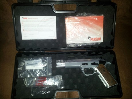 Pues vendo una Pardini GT9 comprada en este mismo foro hace +- un ańo la pistola se encuentra en buen 20