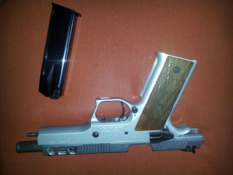 Pues vendo una Pardini GT9 comprada en este mismo foro hace +- un ańo la pistola se encuentra en buen 30