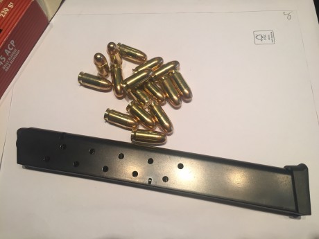 Vendo este cargador de la marca PRO MAG con capacidad para 15 cartuchos valido para pistolas tipo 1911.
Estado 01