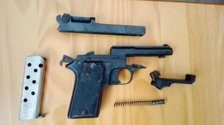 Pues eso, que vendo esta maravillosa arma de nuestra historia. Esta guiada en A, totalmente funcional, 00