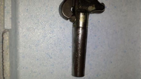 Buenas compañeros he puesto esta pistola en la seccion de avancarga y pido perdon porque me he equivocado 01