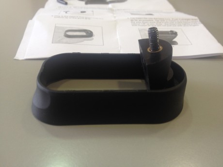 Fanel /  Magwell de polímero negro para GLOCK.  
Se adapta a los modelos Glock 17, 17L, 19, 22, 24, 31, 01