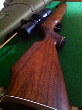 SE VENDE WEBLEY PATRIOT CALIBRE 6,35 (25) ORIGINAL INGLESA , CON VISOR LEAPERS UTG 4-12X44 CON RETICULA 01