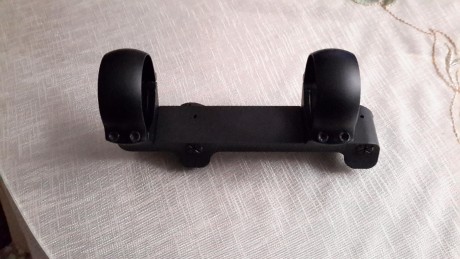 Vendo monturas Blaser, practicamente nuevas, compradas en Octubre año pasado (se puede documentar con 00