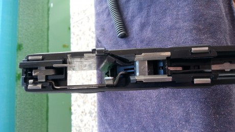 Estado impecable, no mas de 150 disparos,desconector de 2 kg, tapa de empuñadura y funda de polímero nivel 51