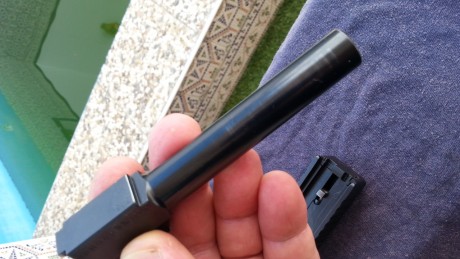 Estado impecable, no mas de 150 disparos,desconector de 2 kg, tapa de empuñadura y funda de polímero nivel 62