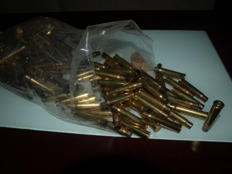 Vendo 200 vainas Privi con una recarga del 8x57 IRS (con reborde) por 25€ portes incluidos NO VENDO EN 02